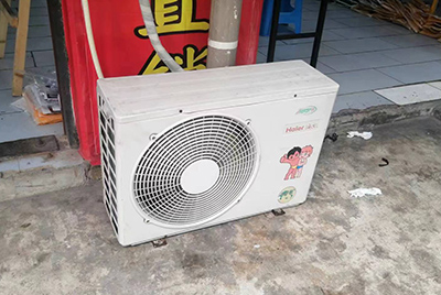 大邑空调突然不制冷只吹自然风怎么办？